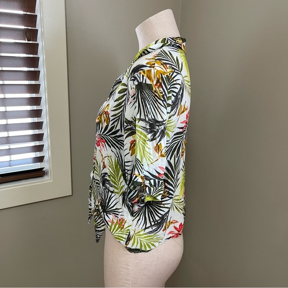 POTTERS POT Hawaiian Cropped Shirt with Tie Front - Picture 5 of 7